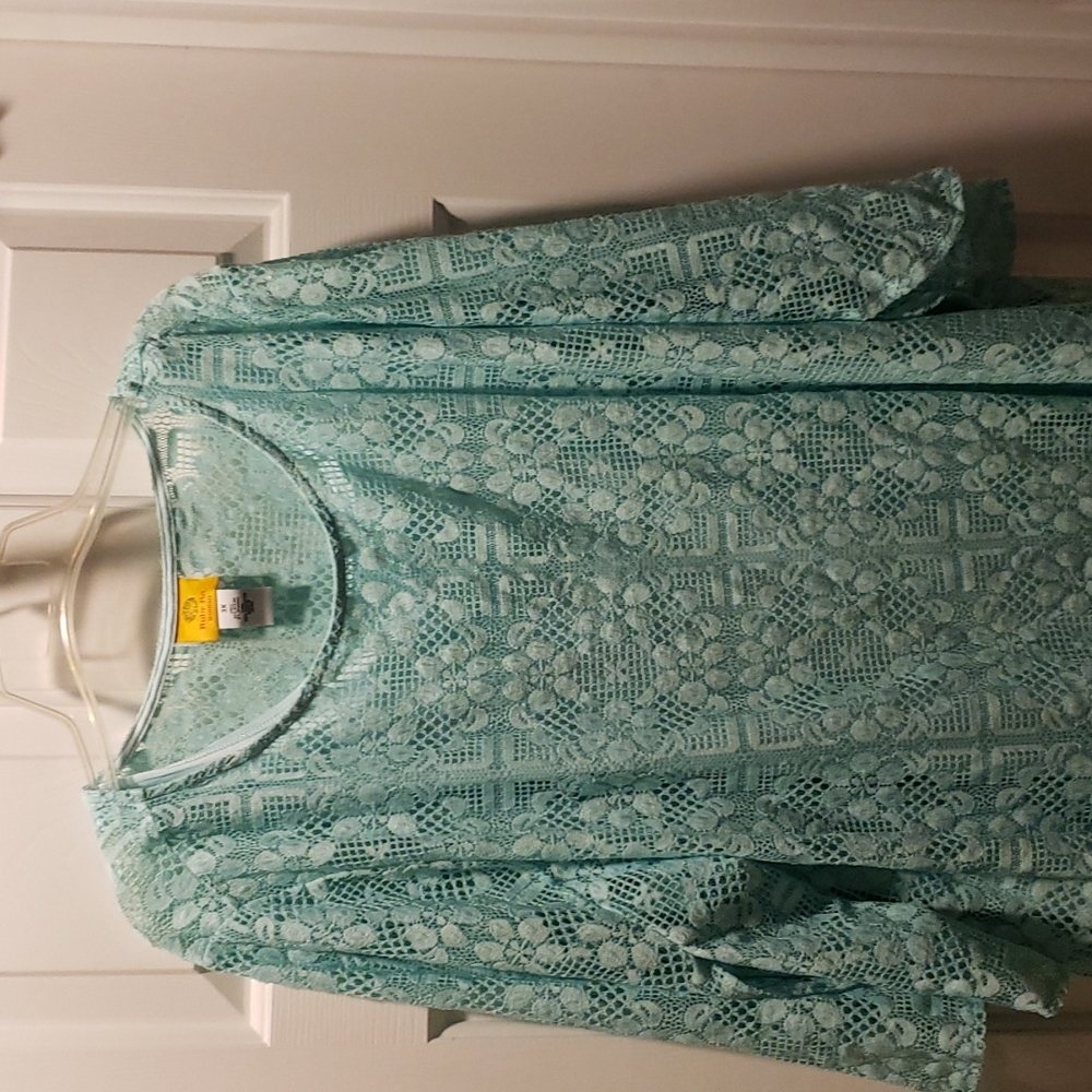 3/4 length sleeve lace top with matching tank top